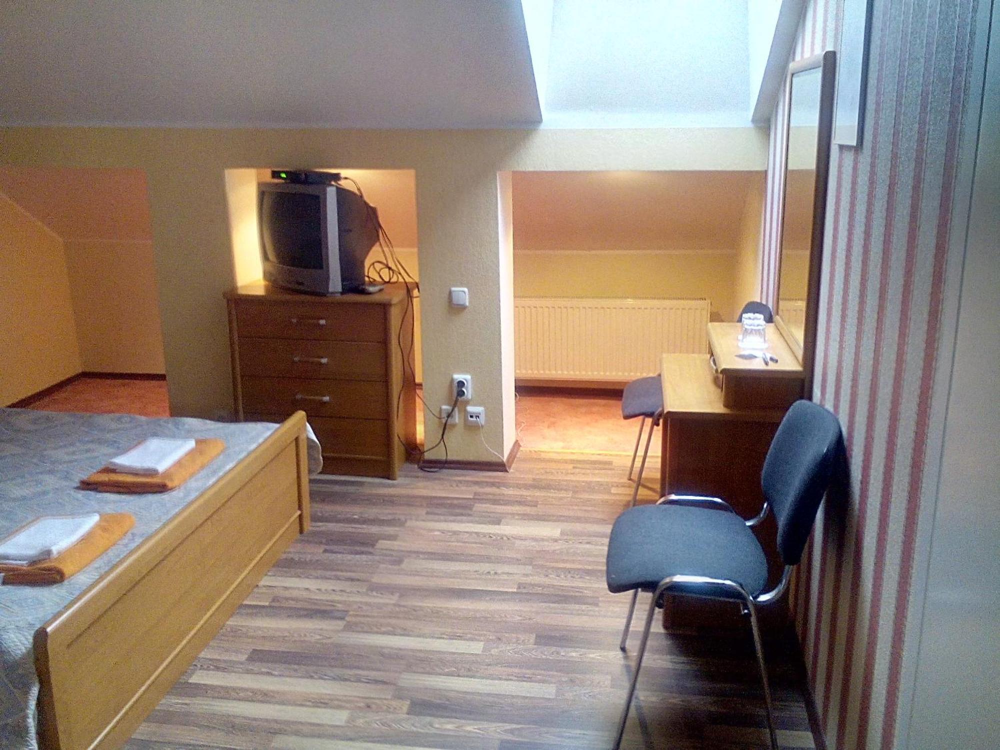 Central Hotel Narva Pokoj fotografie