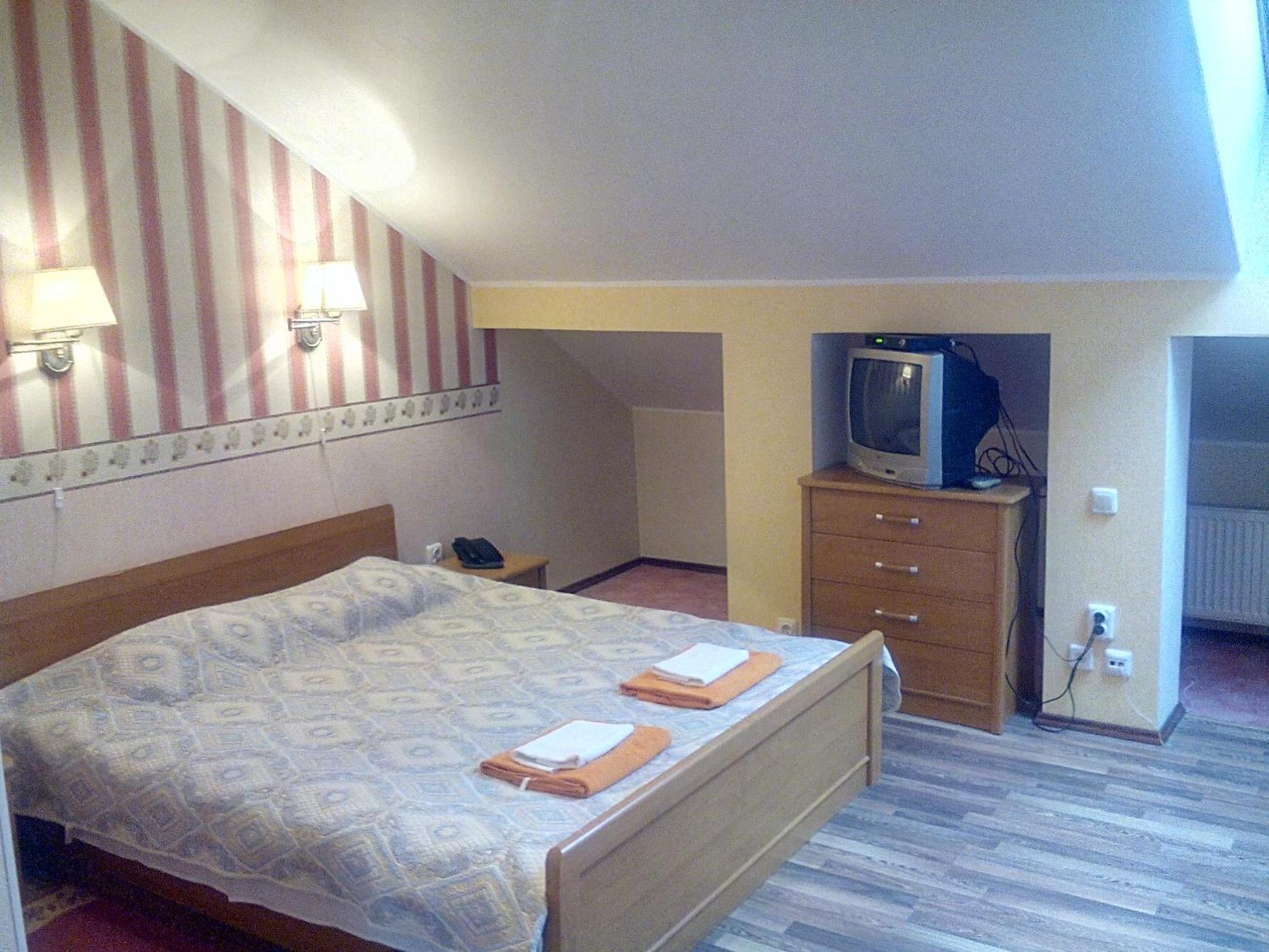 Central Hotel Narva Pokoj fotografie