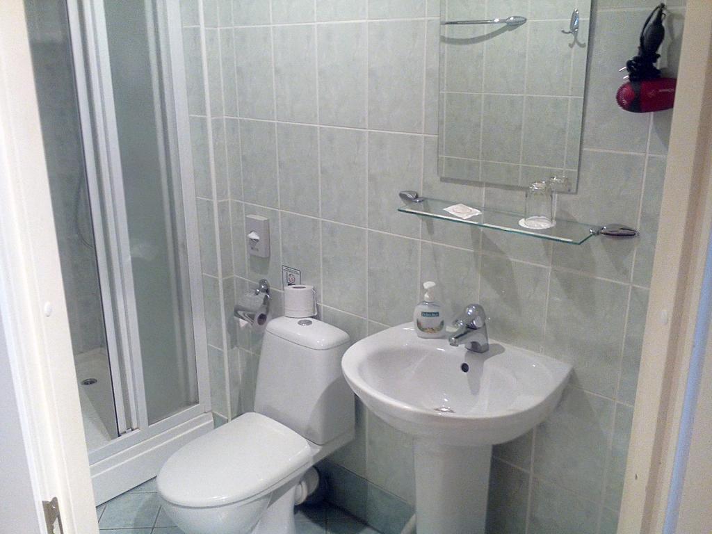Central Hotel Narva Pokoj fotografie